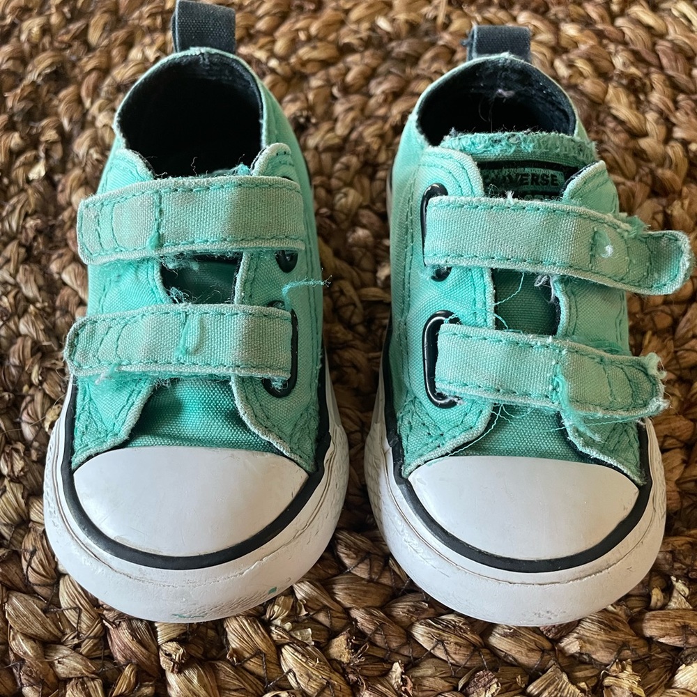 Blue/green baby/walker converse sneakers